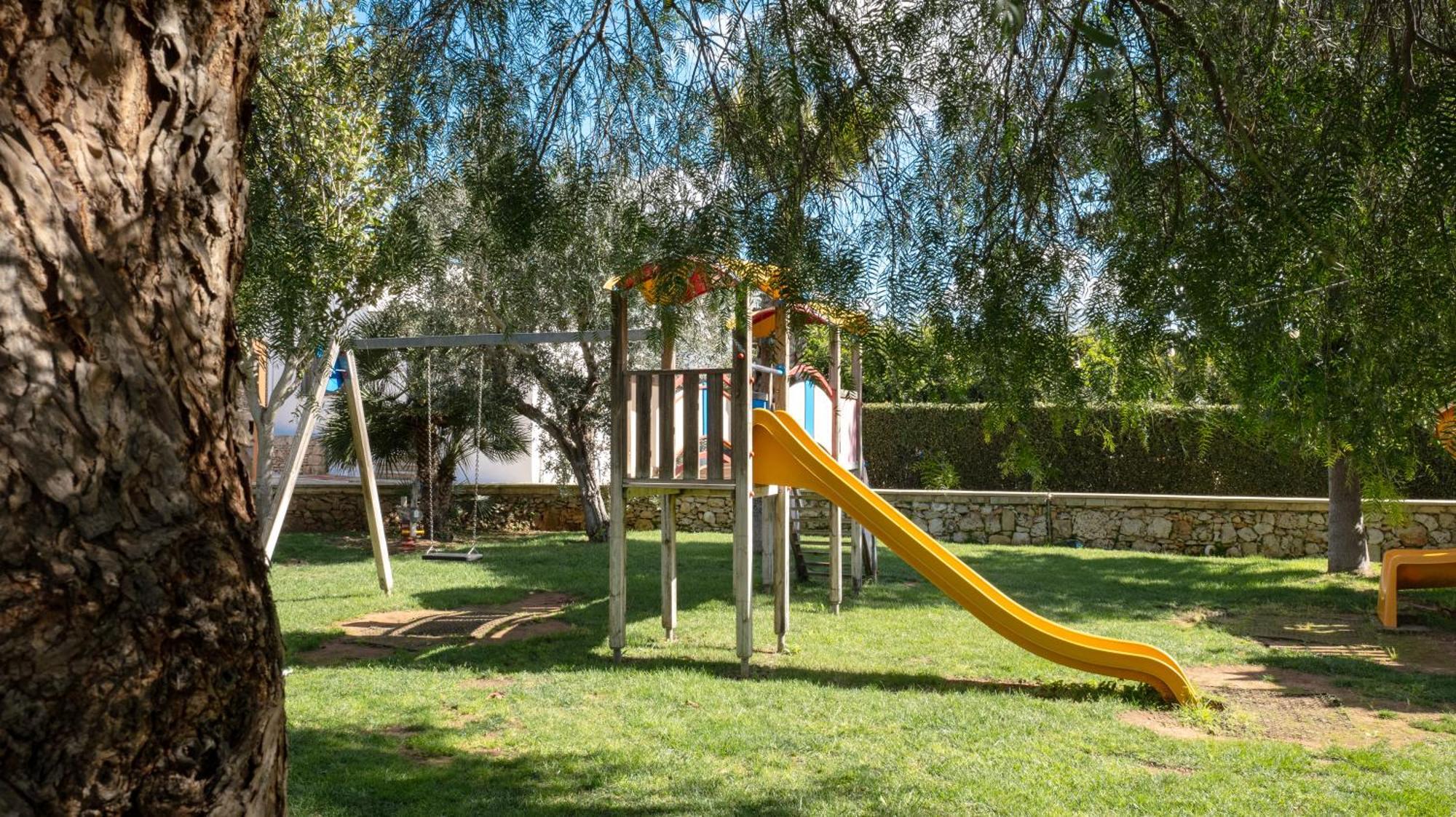 Borgo Specchia Natural Resort Bagian luar foto
