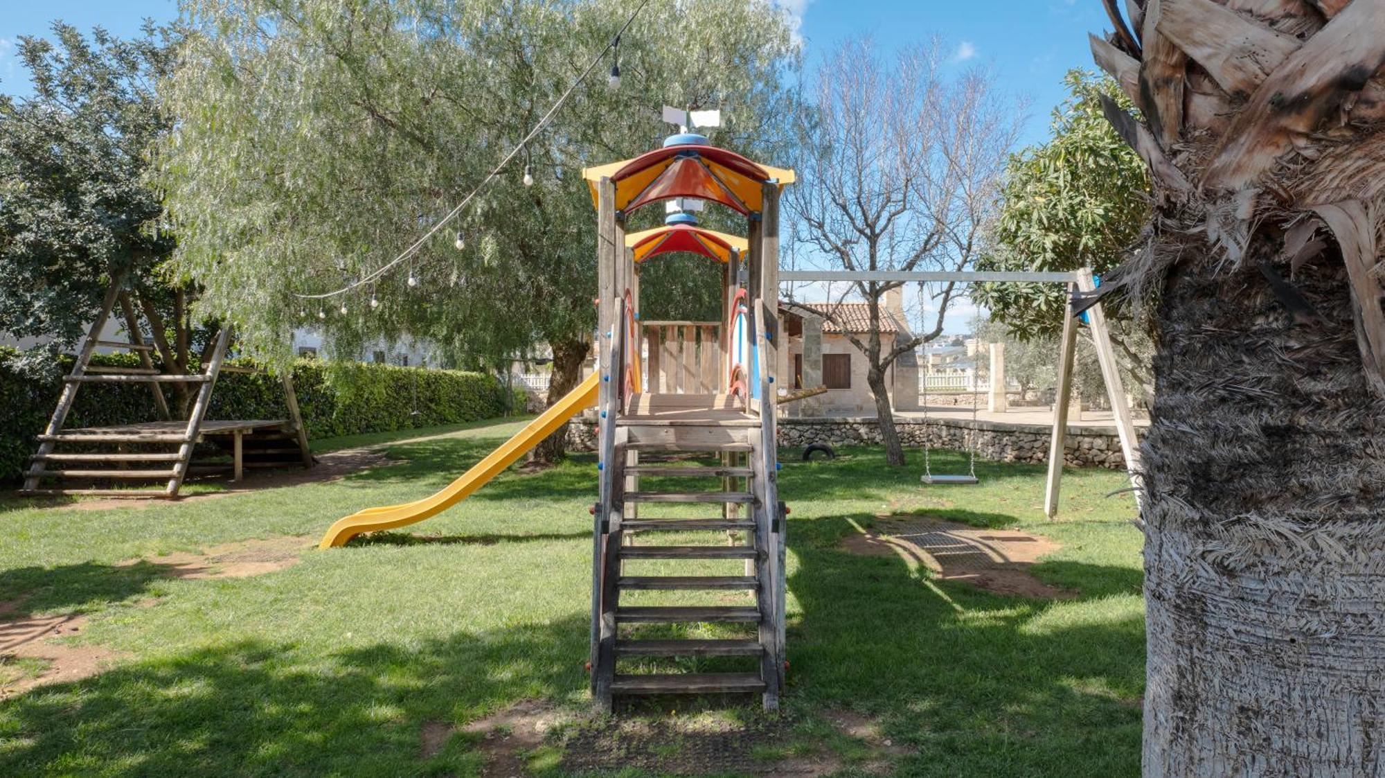 Borgo Specchia Natural Resort Bagian luar foto